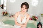 [春名ゆき]巨乳美婦浴室賣力舔屌 (70P) .2512
